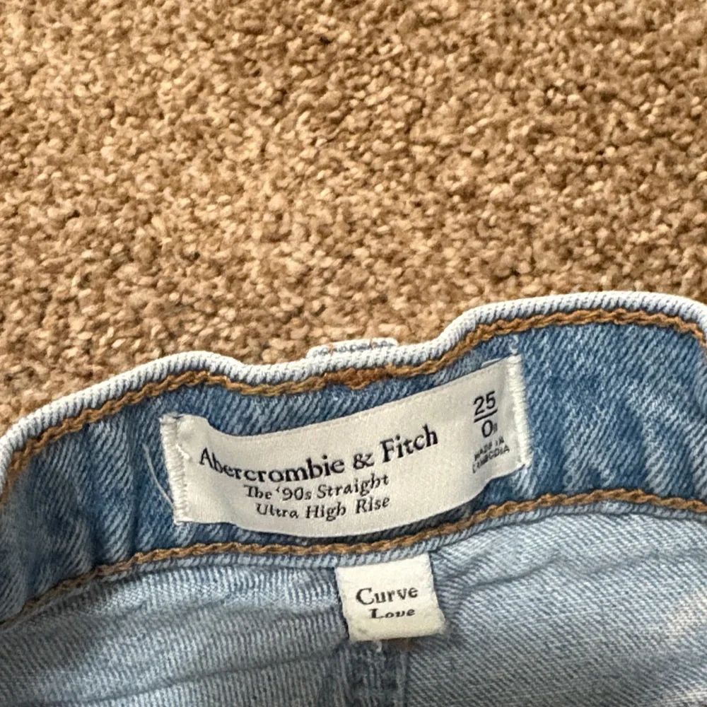 Abercrombie & Fitch Light Blue The 90s Straight Ultra High Rise Curve Love - Picture 2 of 4